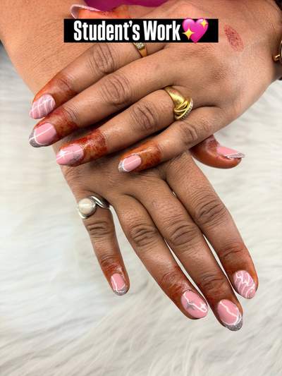 Real Luxtique nail-art look